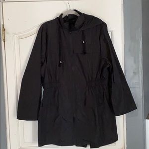 Women’s rain jacket